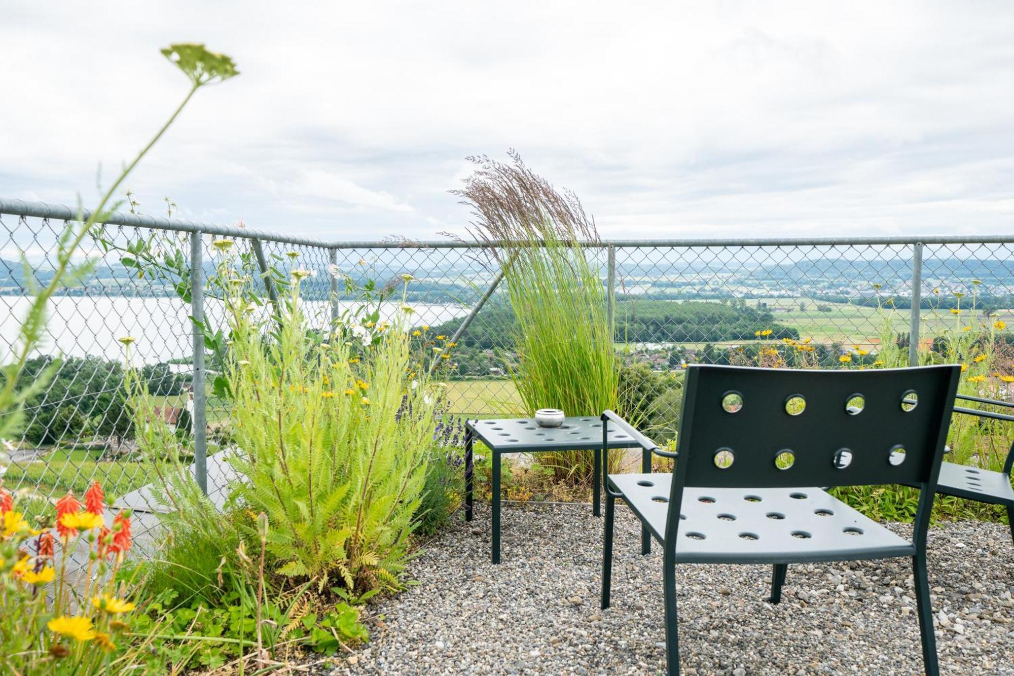 Bnb Belle5 Vully-les-Lacs Exterior photo